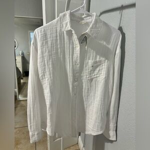 NWT Aeropostale Two piece set of Button and shorts.